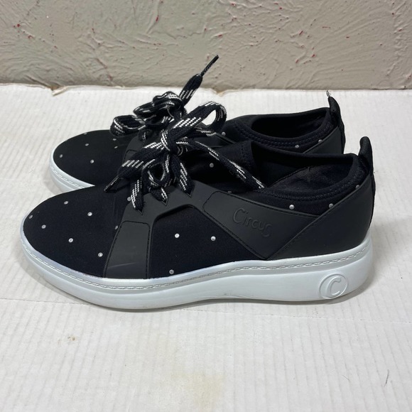 Circus by Sam Edelman Womens Black Sporty Lakyn Sneaker Metallic Studs Sz 7.5 - Picture 2 of 5